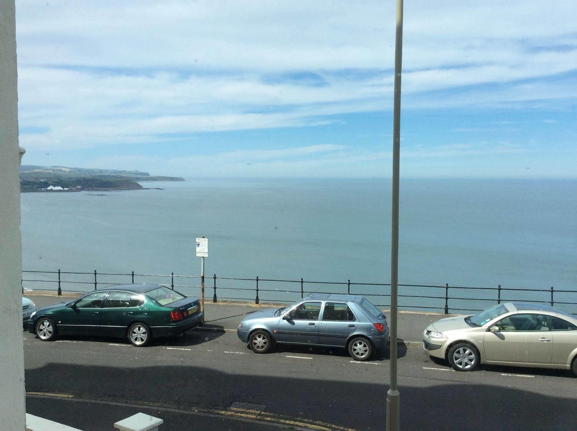 Marine View Guest House Scarborough Esterno foto